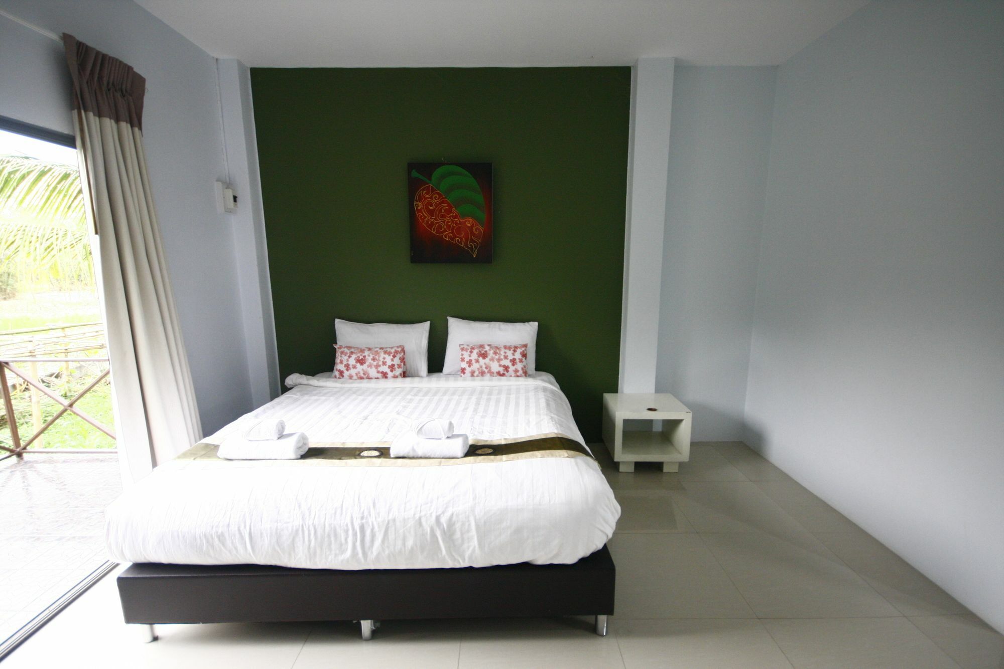 Long Lake Resort Csonburi Kültér fotó