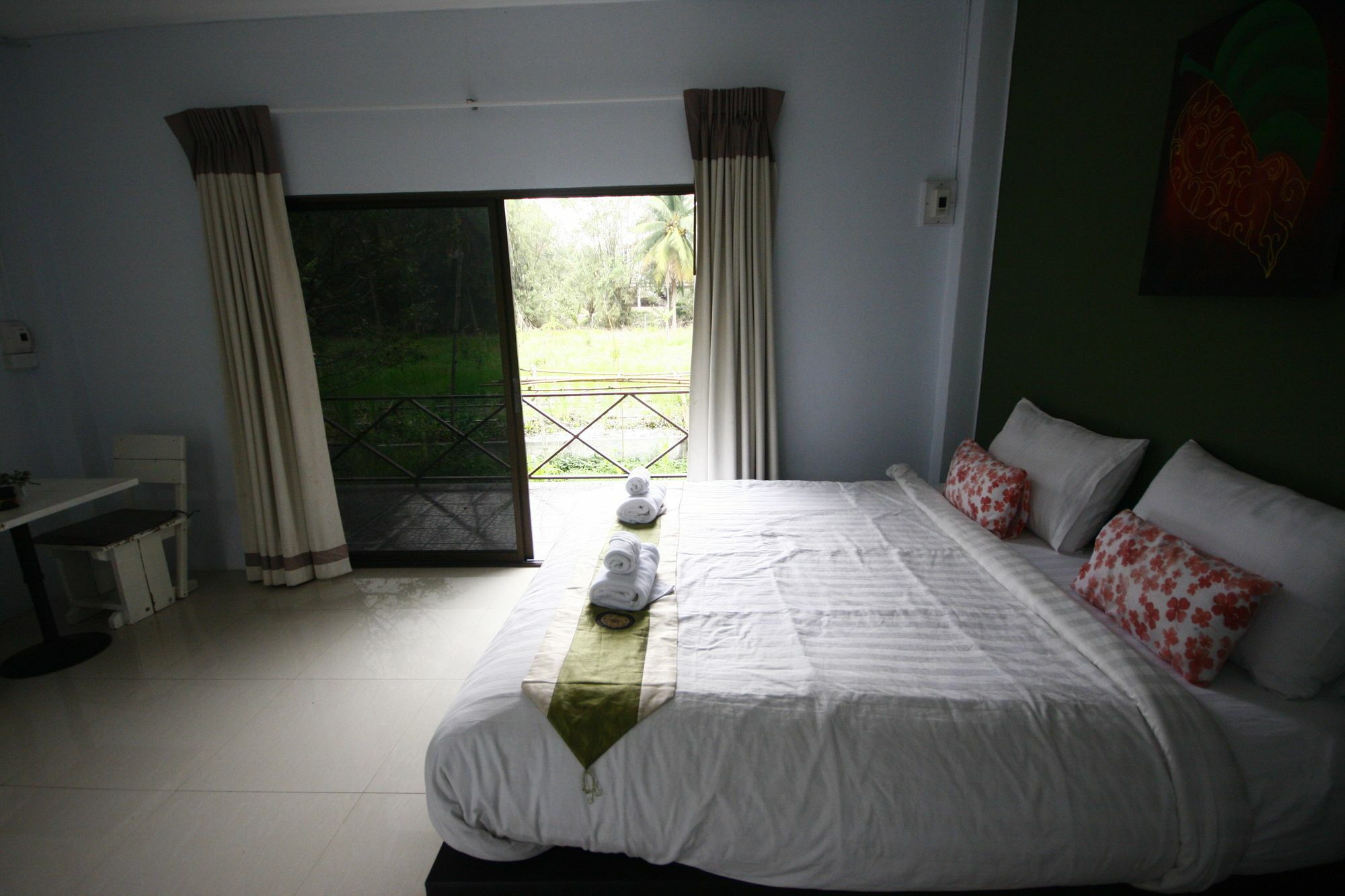 Long Lake Resort Csonburi Kültér fotó