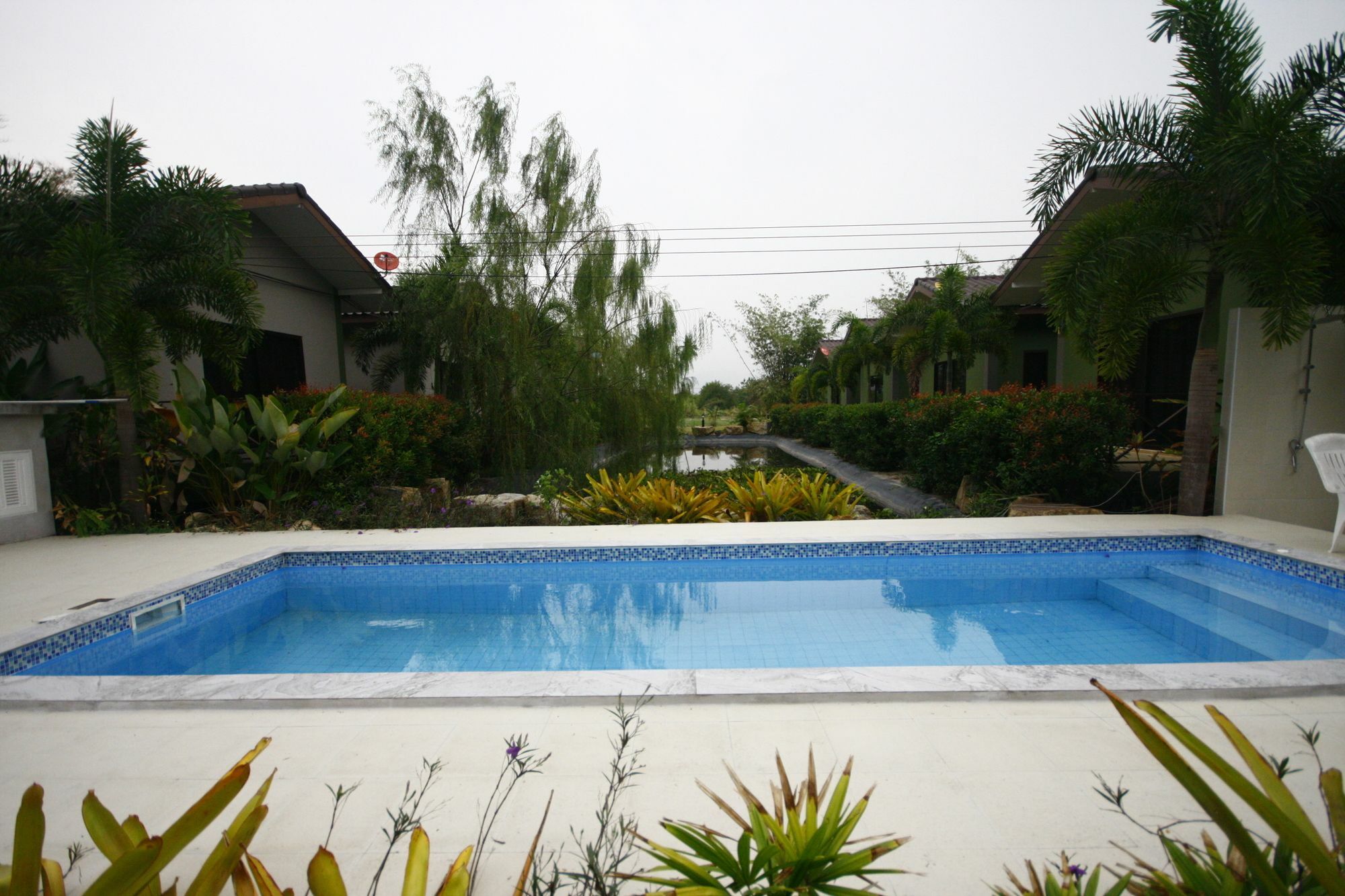 Long Lake Resort Csonburi Kültér fotó